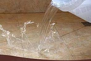 镇赉漏水维修 免砸砖防水材料该如何施工